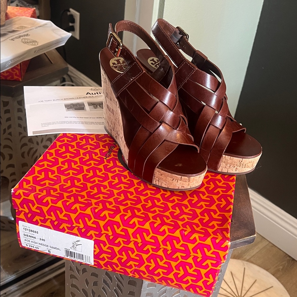 🛑 1 hour sale. Tory Burch, size 8, Sienna Chocolate Brown Cork Wedges, EUC - Picture 14 of 14